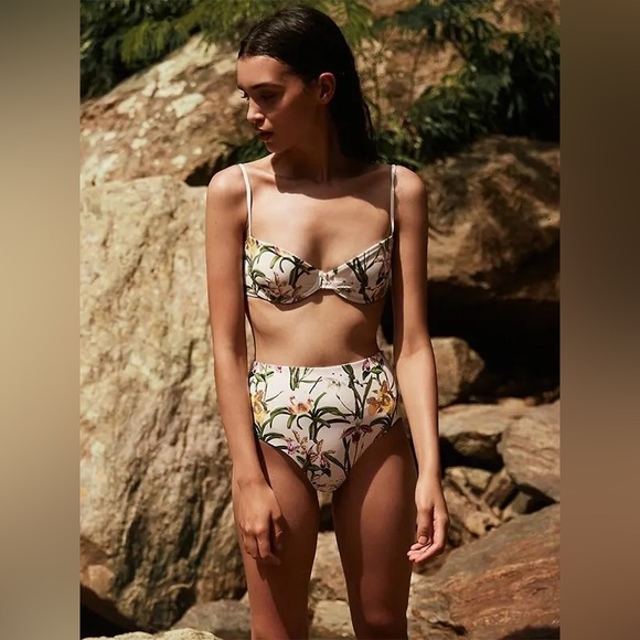 Agua Bendita Other - Agua Bendita Cream Floral High-Waist Bikini 👙